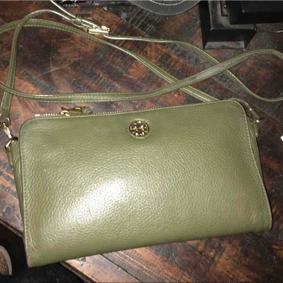 Tory Burch Handbags - Tory Burch Cross Body